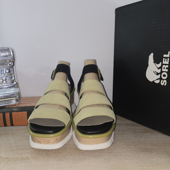 Sorel Black and Olive Wedge Shoes for Elevated Style - Picture 5 of 8